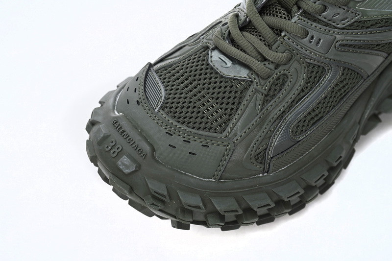 Balenciaga Defender Blackish Green  685611 W2RA6 3000