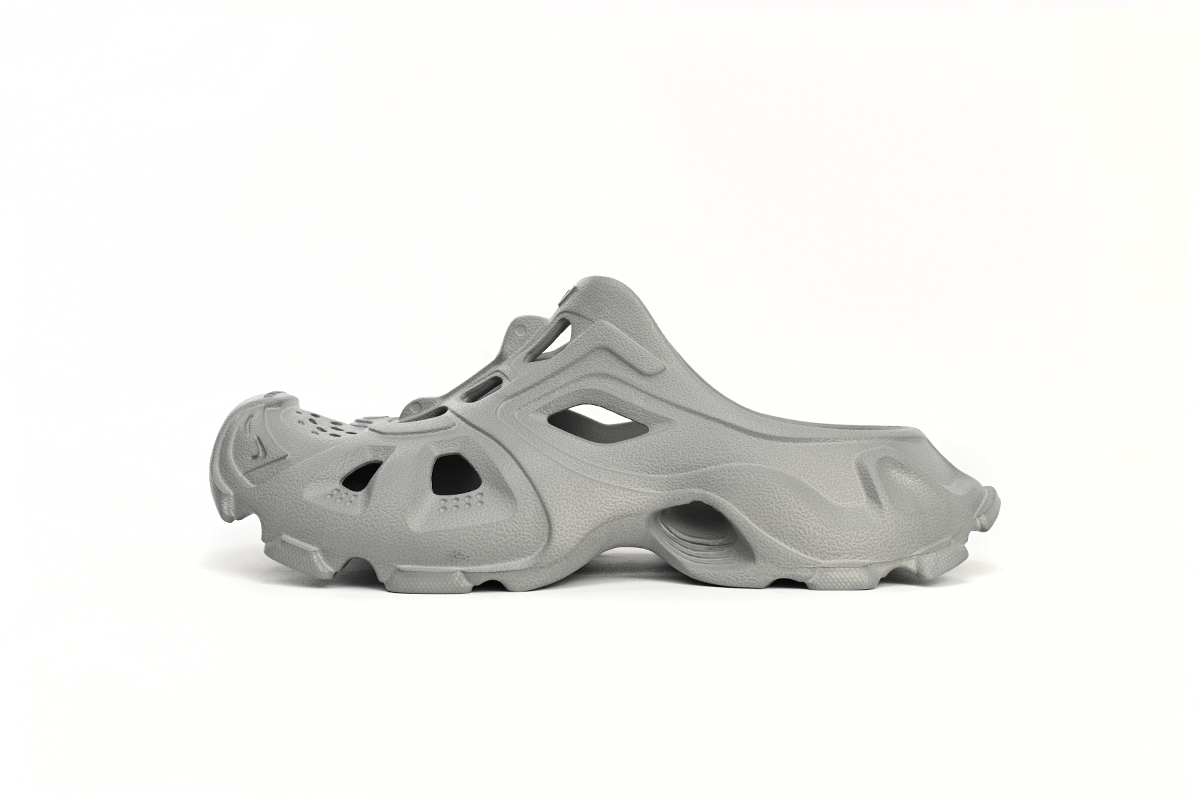 BALENCIAGA Grey 735249 W3CES 1200