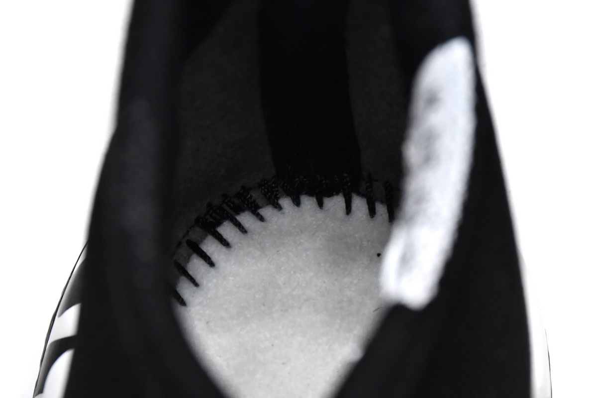 Balenciaga Speed Graffiti Trainers Black White 605972W05GE1015