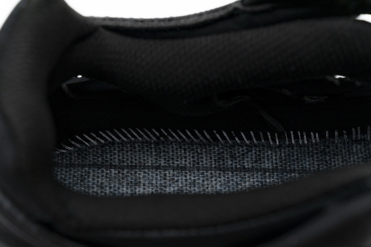 Balenciaga Track 2 Sneaker Black 570391 W2GN1 1000