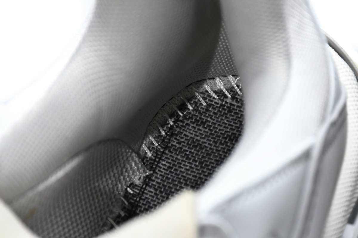 Balenciaga Triple S Makaron 536737 W2FW 1977