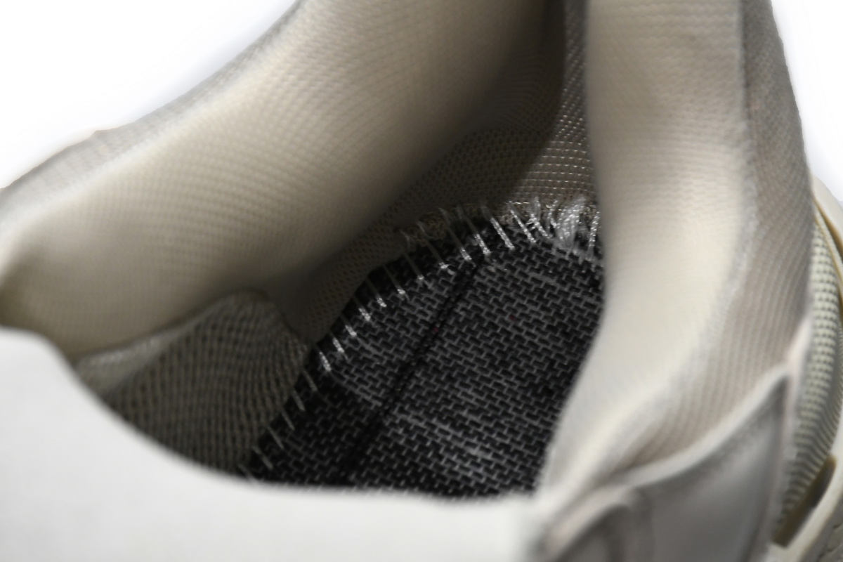 Balenciaga Triple S Rice Ash 534737 W2FW1 9700