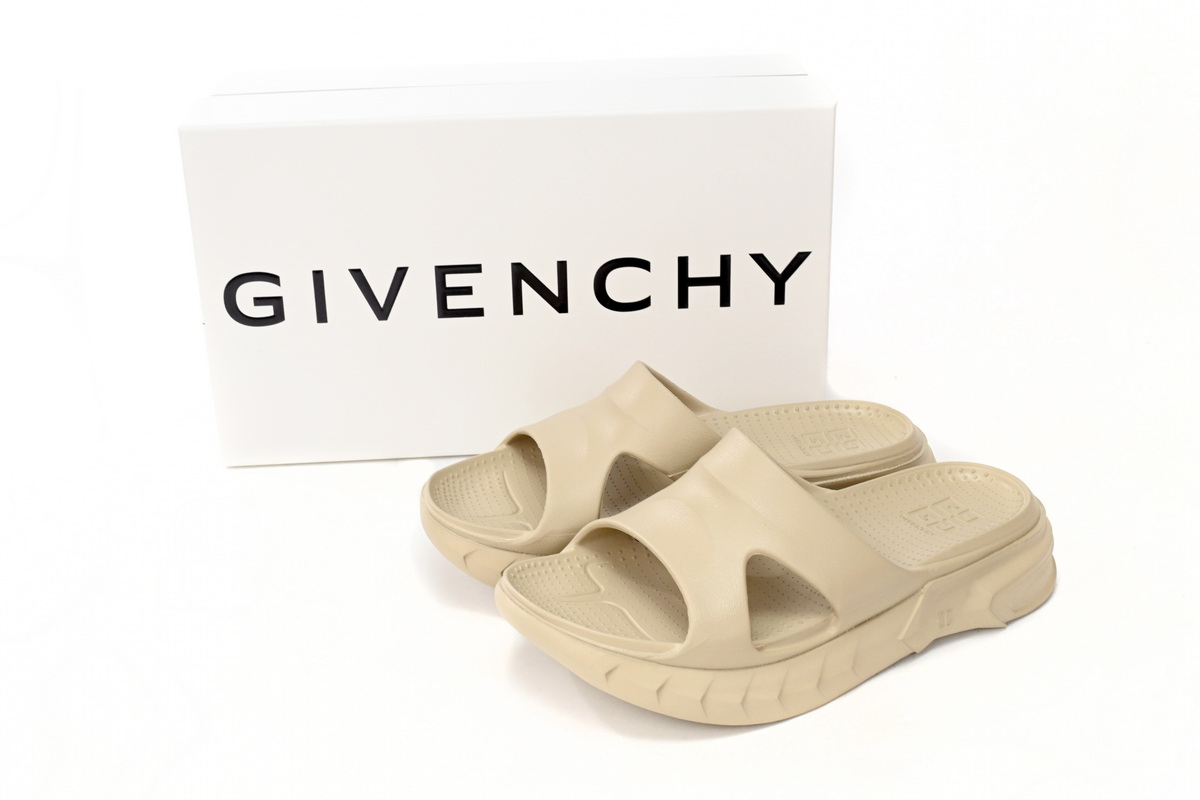 Givenchy Marshmallow Beige BH301AHOY6-285