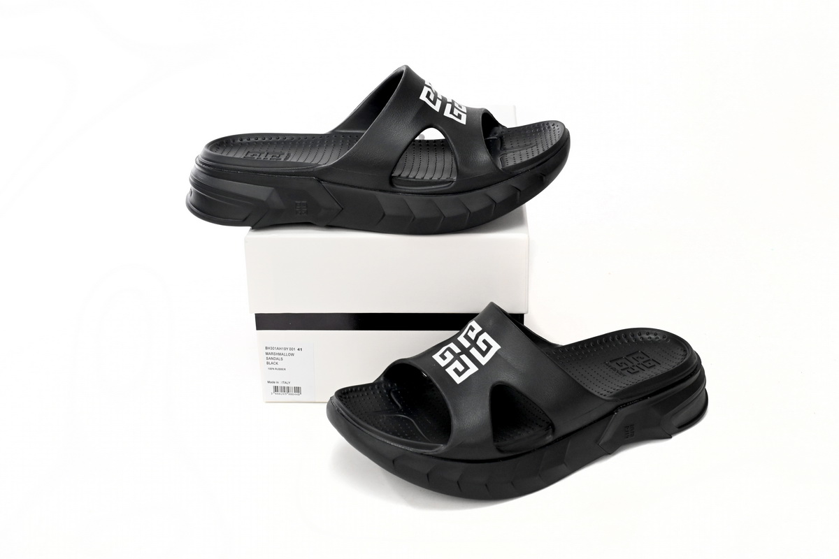 Givenchy Marshmallow Black BH301AH19Y-001