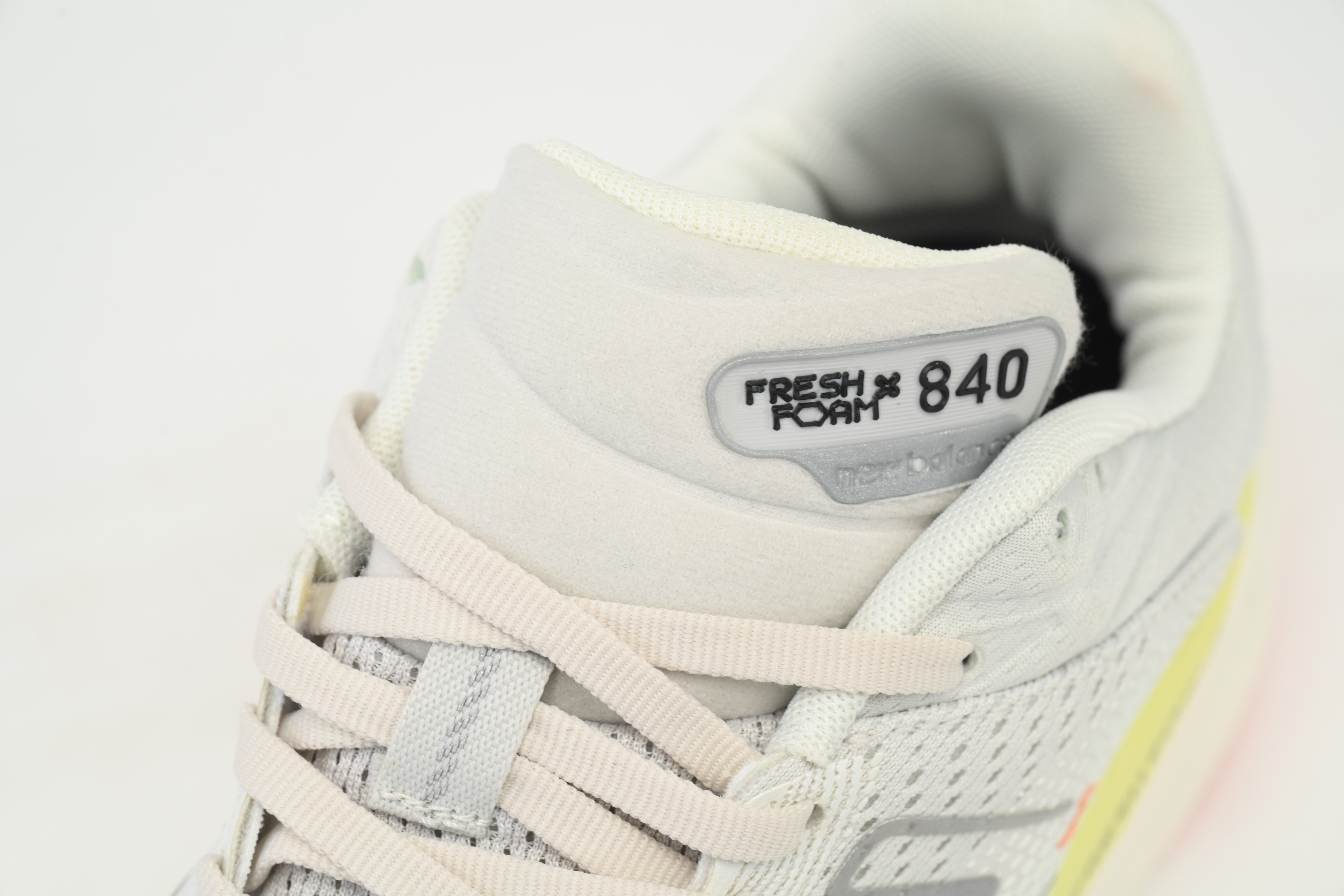  New Balance NB Fresh Foam X840 Grey Orange M840GOG