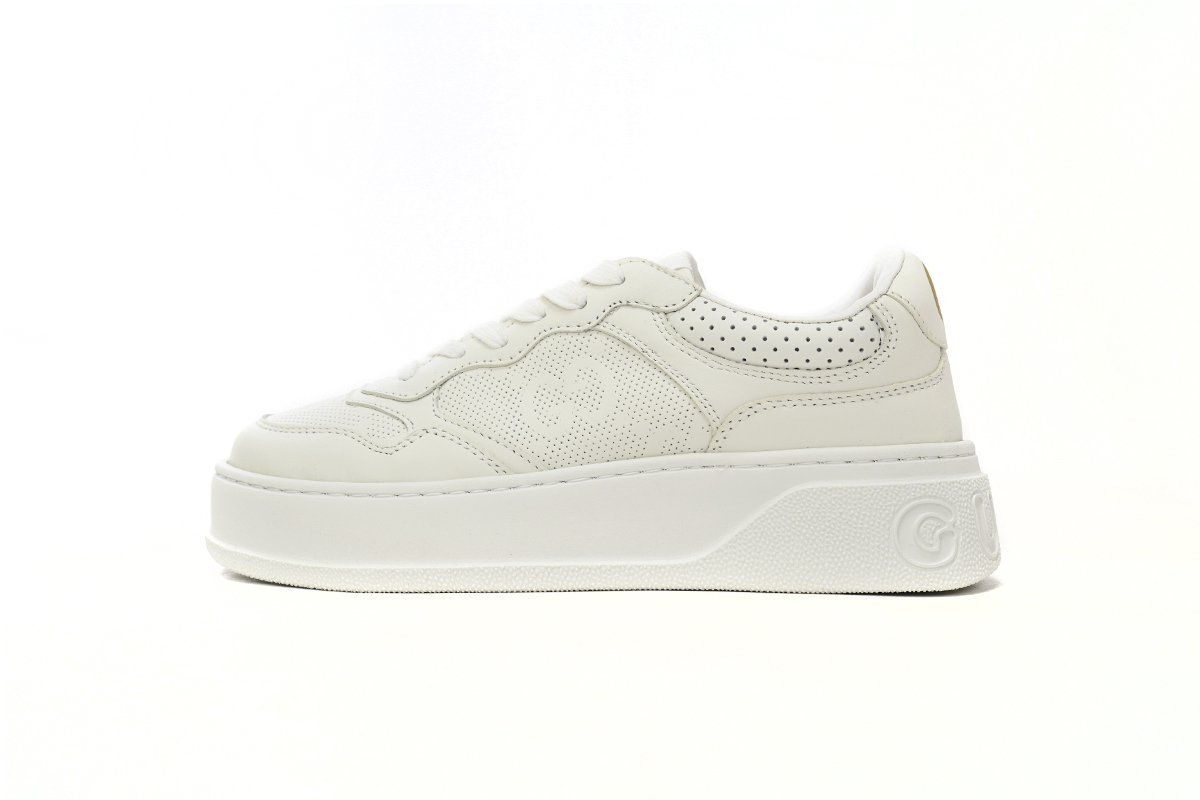 G*u*i gg embossed white leather 1xl10 9014