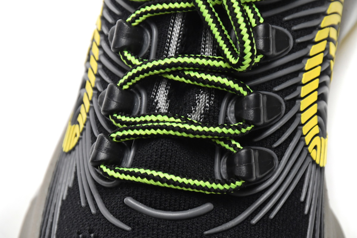 G*u*i run sneakers black yellow 680939-usm10-8480