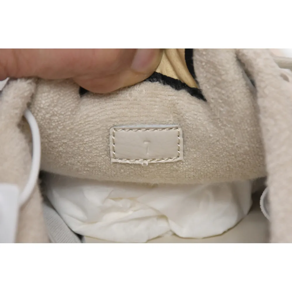 Gucci Screener  546551 9PYQ0 9116
