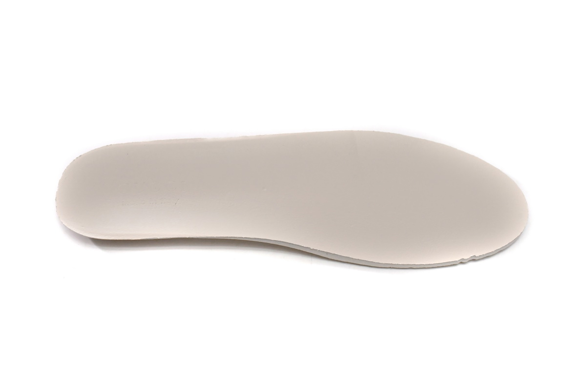 G*u*i screener cream leather (women