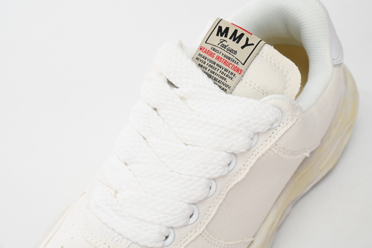 Maison Mihara Yasuhiro Wayne OG Sole Washed Canvas Low White A08FW708
