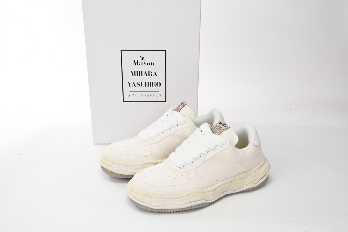 Maison Mihara Yasuhiro Wayne OG Sole Washed Canvas Low White A08FW708