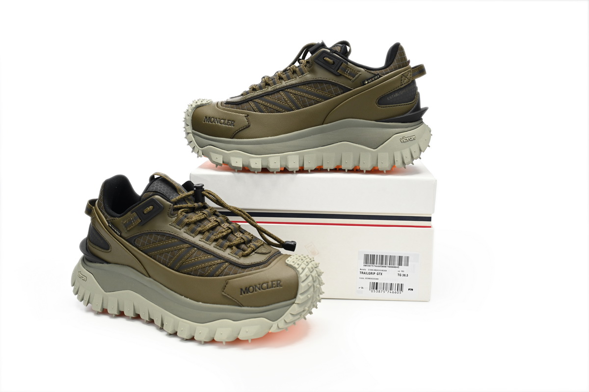 Moncler Trailgrip Army Green I109A4 M00260 M2058