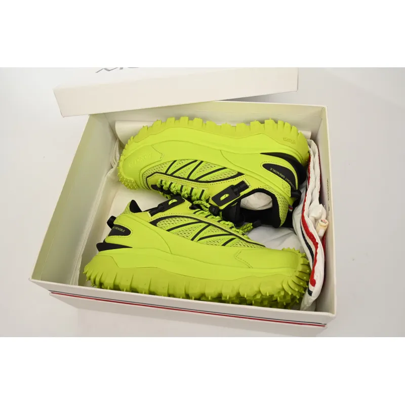 Moncler Trailgrip Fluorescent Green H2098 4M00120 M1614 