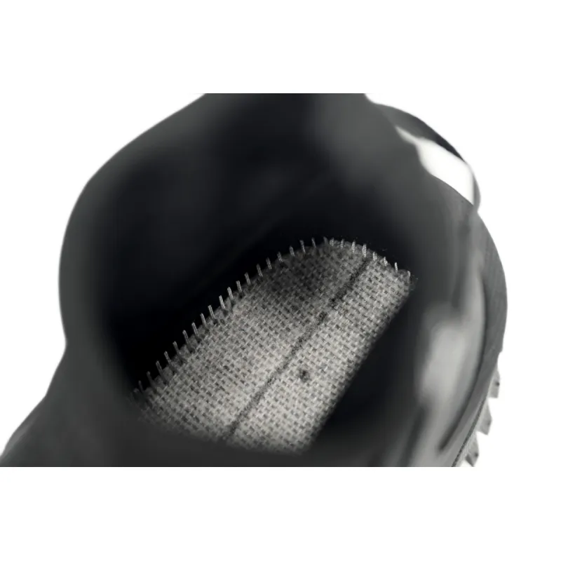 Moncler Trailgrip Leather Black J109A4M 00040M380 9999 