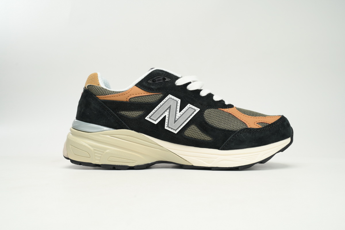 New Balance 990v3 MiUSA Black Tan  M990BB3