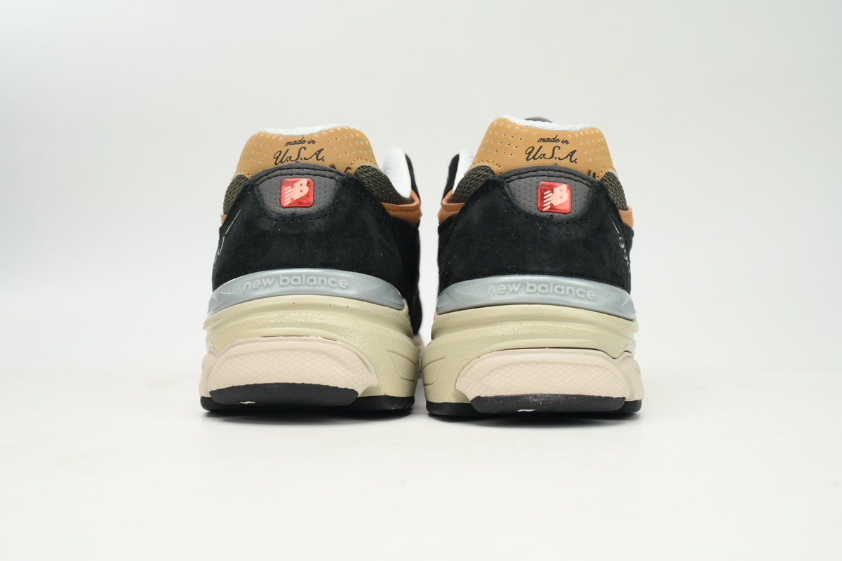 New Balance 990v3 MiUSA Black Tan  M990BB3