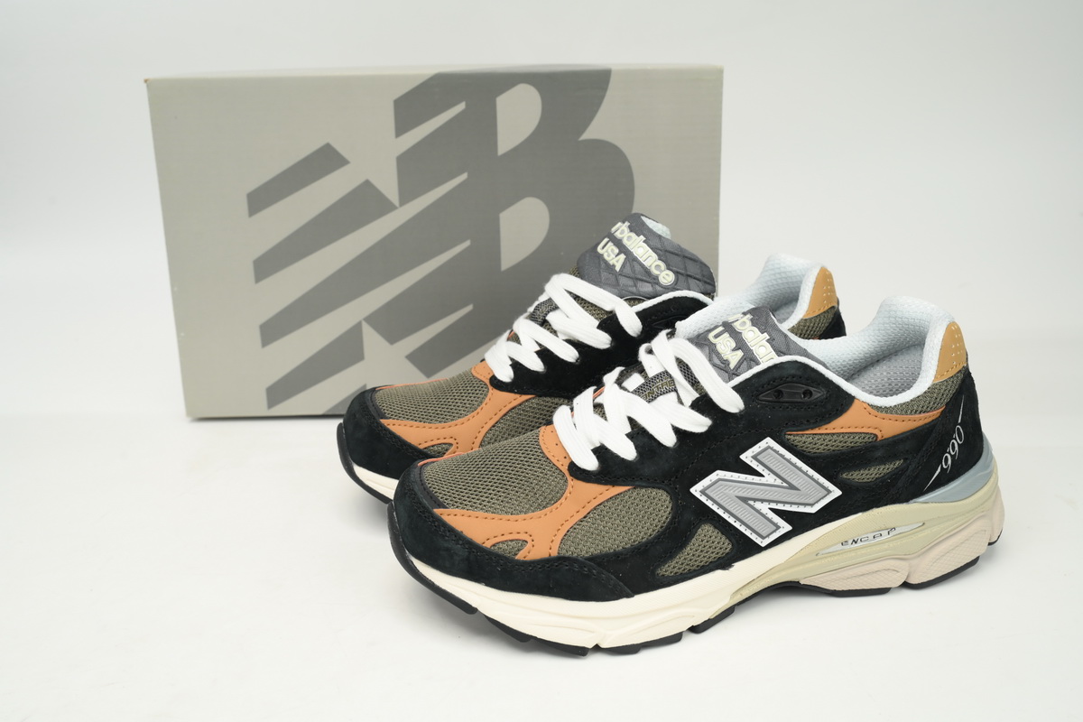 New Balance 990v3 MiUSA Black Tan  M990BB3