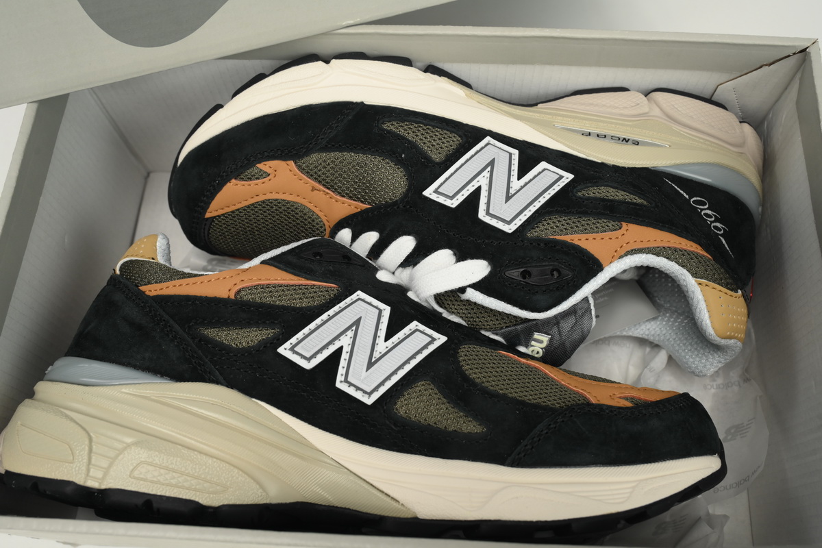 New Balance 990v3 MiUSA Black Tan  M990BB3