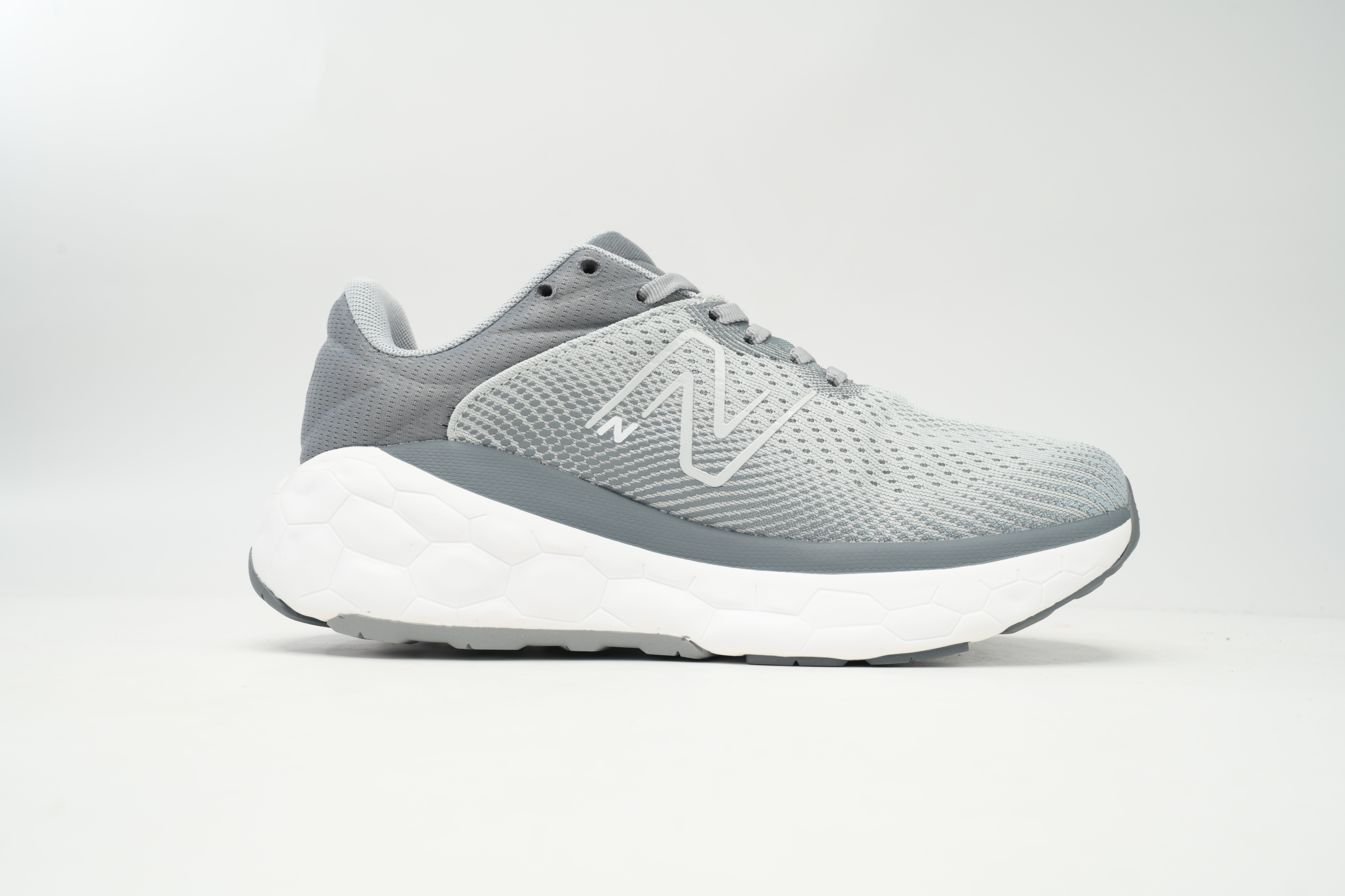 New Balance NB Fresh Foam X840 Gray white WMESAB1