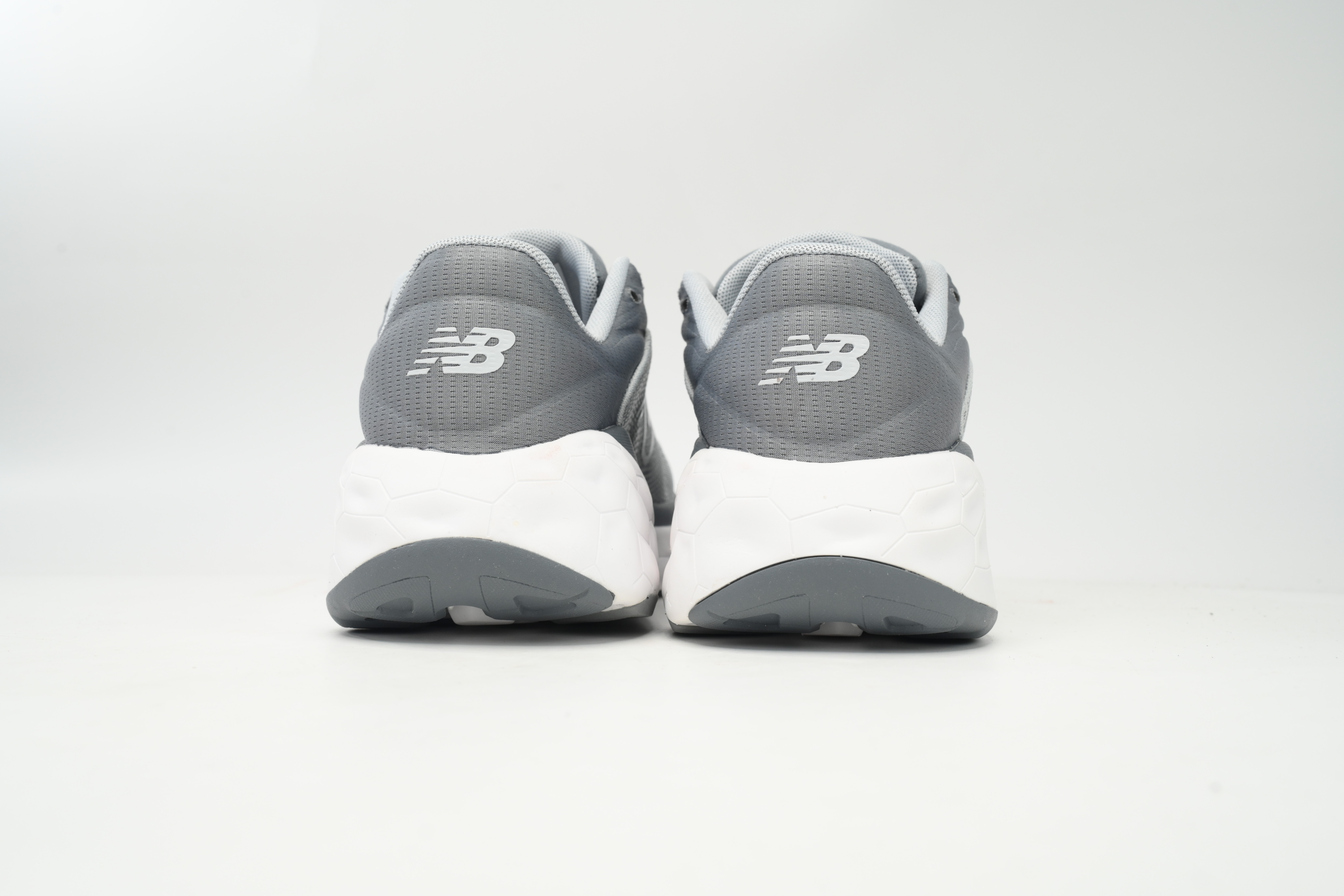 New Balance NB Fresh Foam X840 Gray white WMESAB1