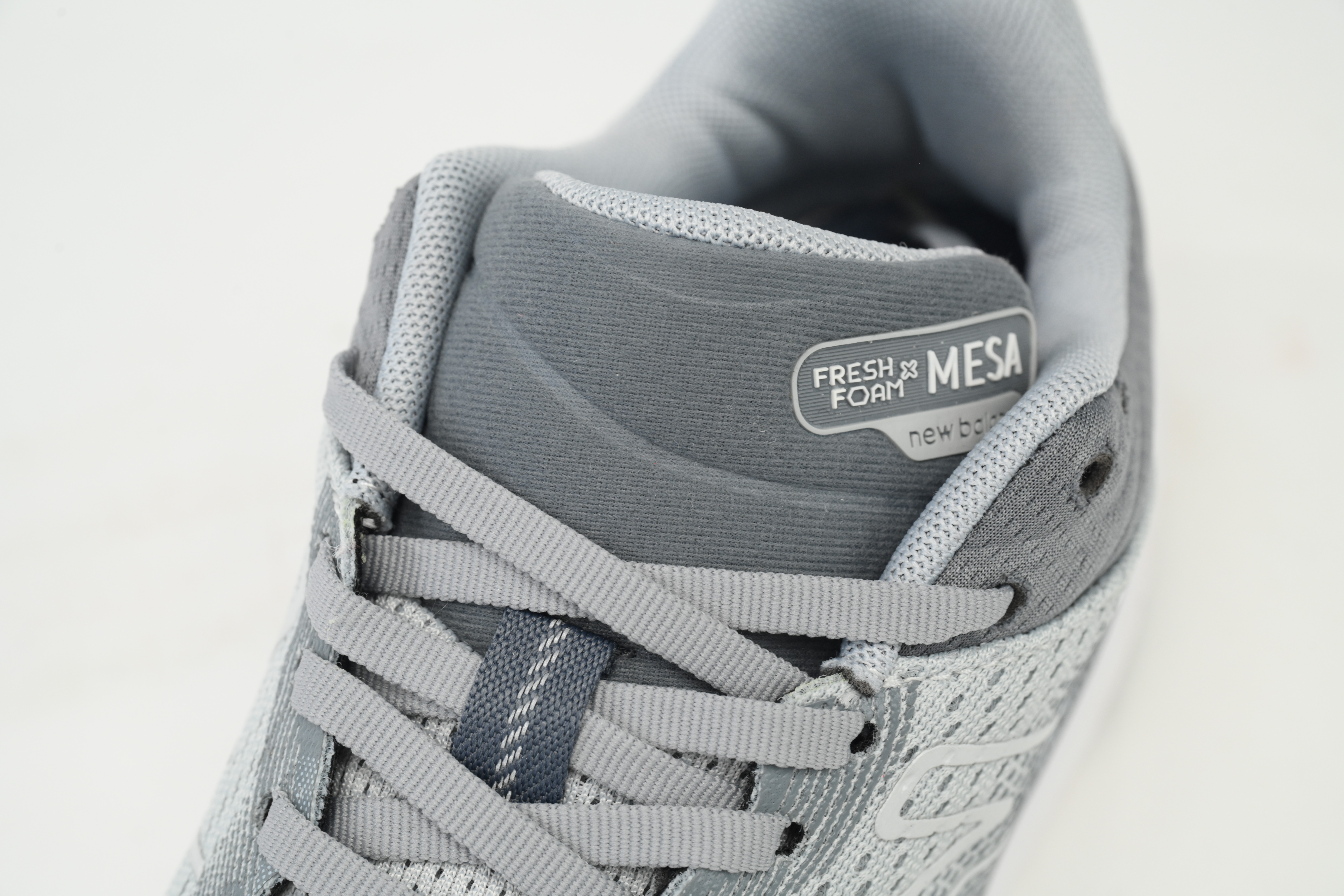 New Balance NB Fresh Foam X840 Gray white WMESAB1