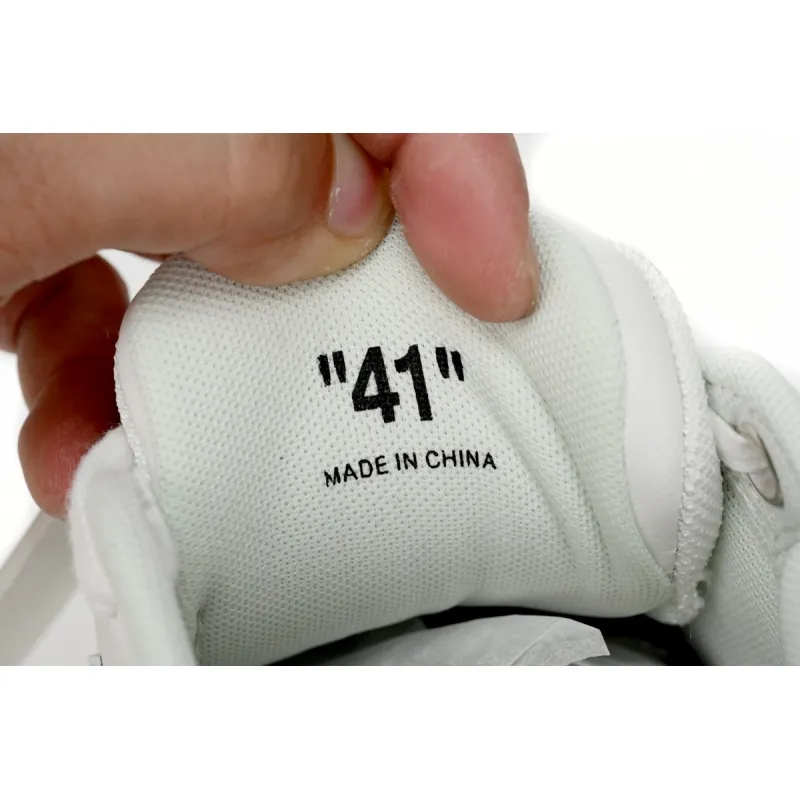 OFF-WHITE Out Of Office OOO Low Tops Triple White OMIA189 C99LEA00 10100