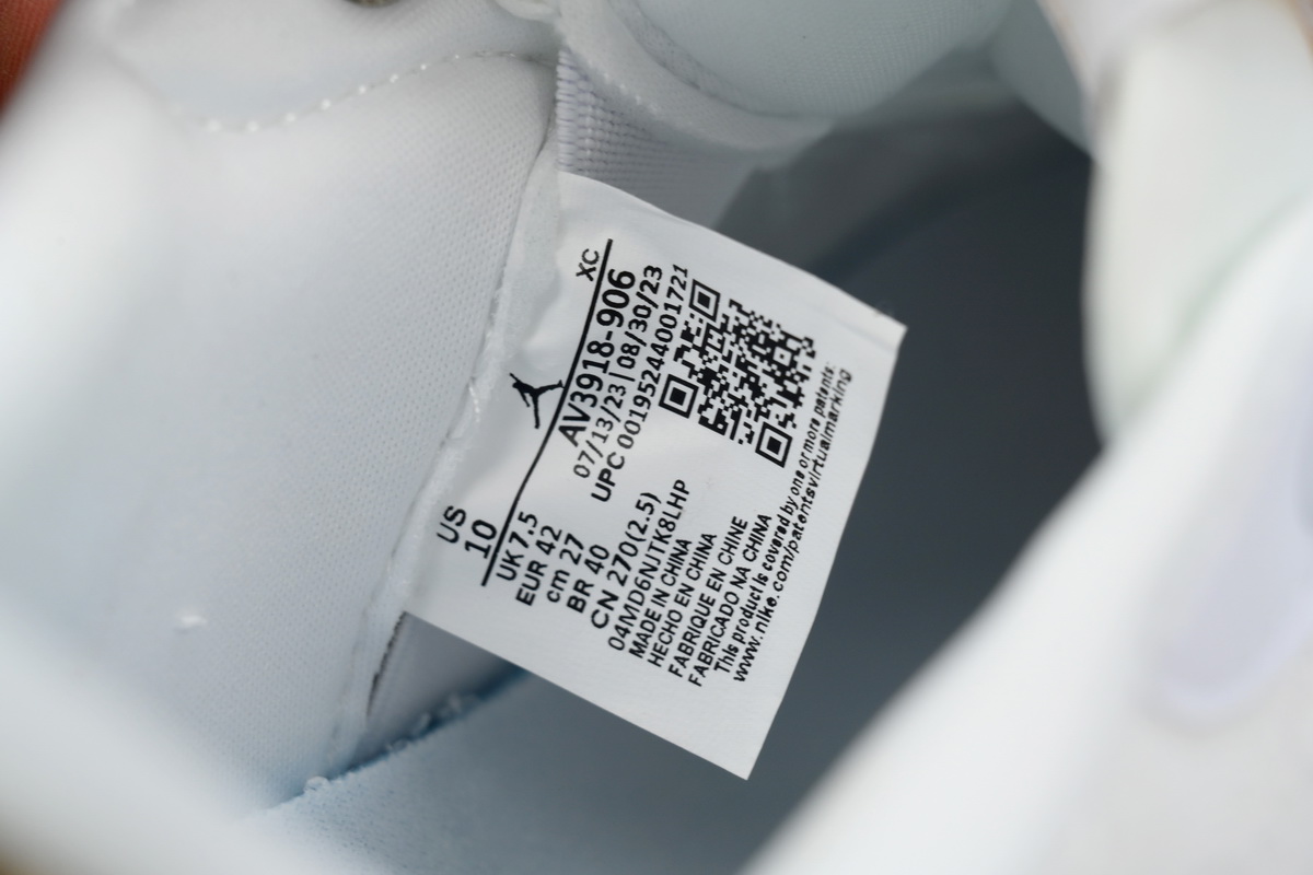 Air Jordan 1 Low platinum AV3918-906