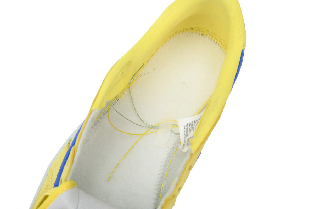 Air Jordan 1 Retro Low OG SP Travis Scott Canary (Women's) DZ4137-700