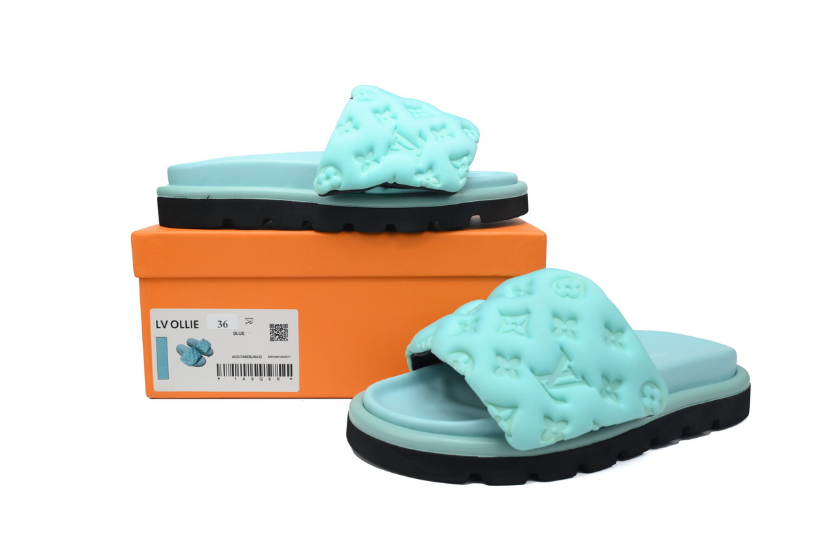 l**is V*t*n pool pillow flat comfort mule light blue