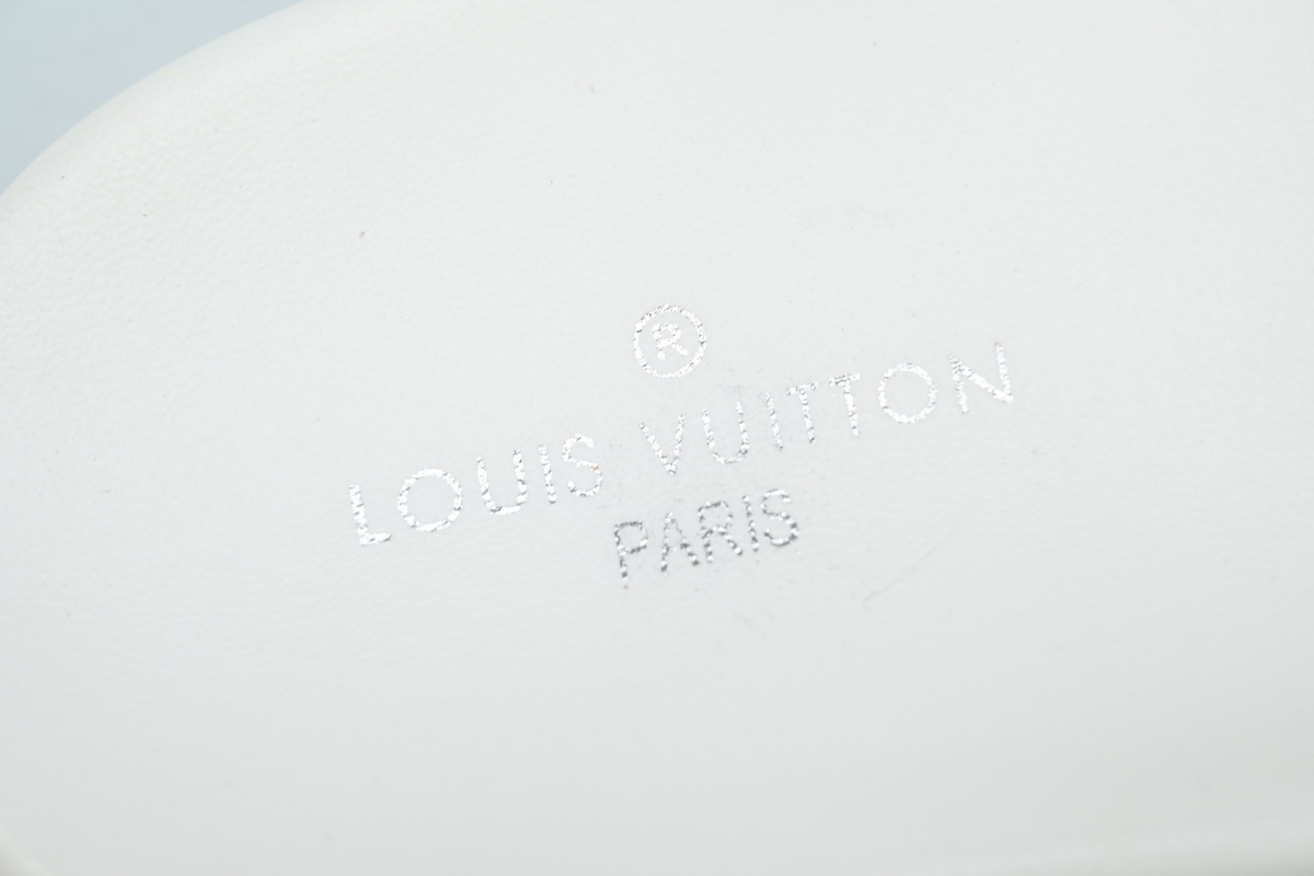 l**is V*t*n pool pillow flat comfort mule white