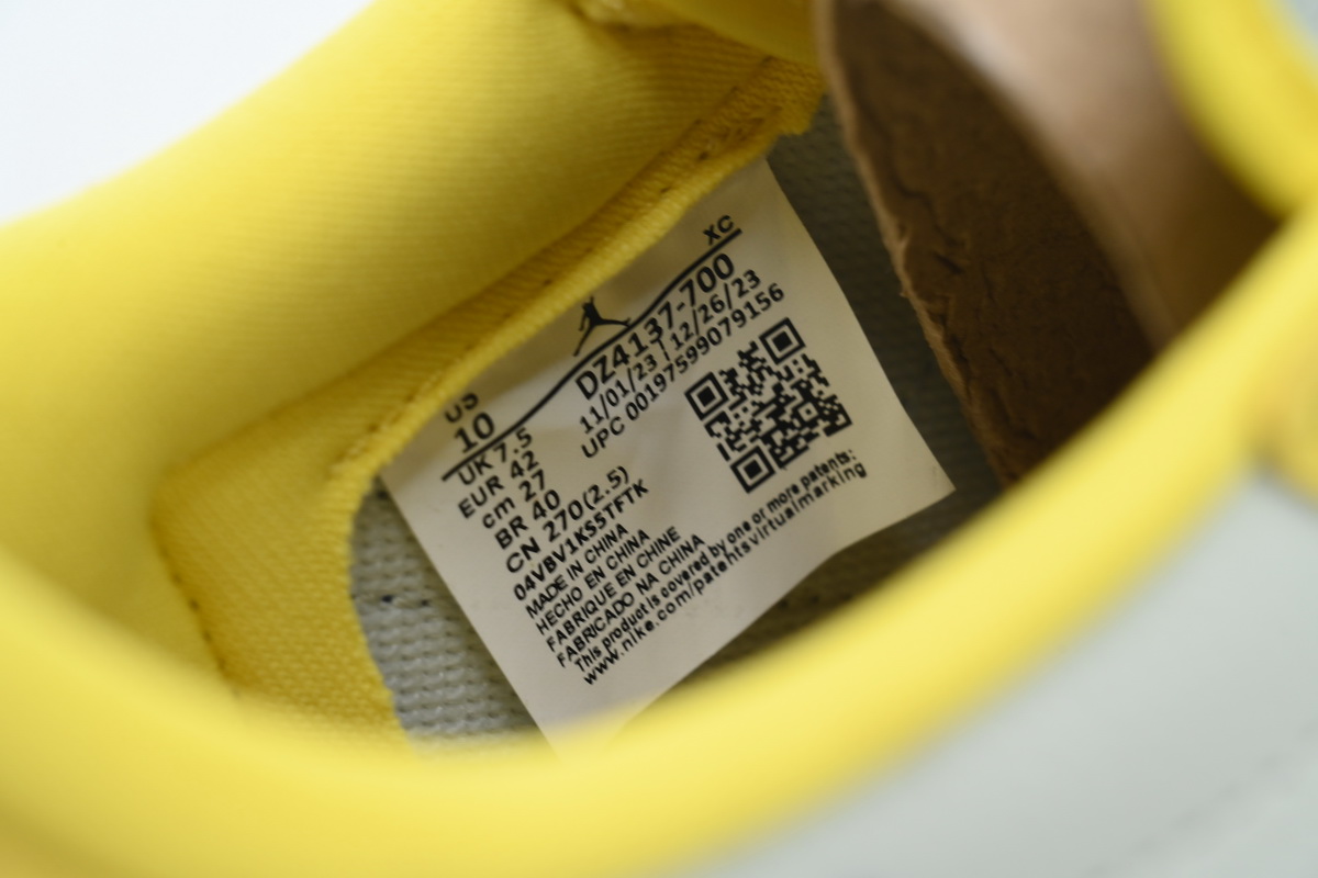  Air Jordan 1 Low x Travis Scott OG 'Canary'  DZ4137-700