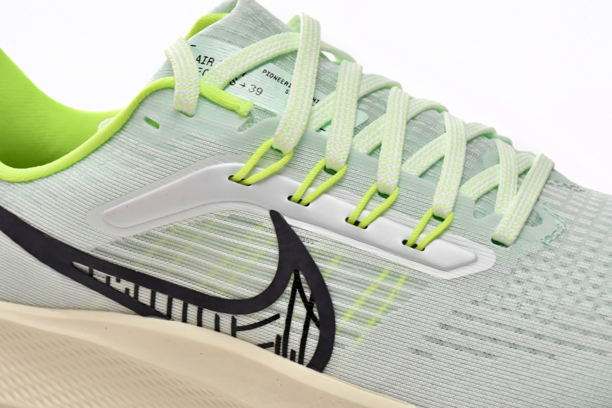 Nike Air Zoom Pegasus 39 Barely Green Volt (Women