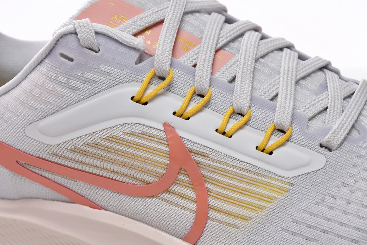 Nike Air Zoom Pegasus 39 Iris Whisper (Women