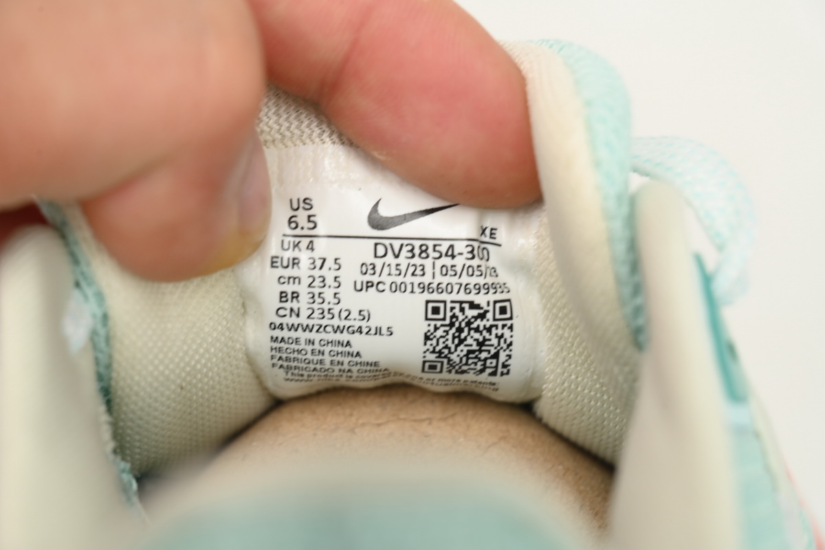 Nike Air Zoom Pegasus 40 Light Green Orange DV3854-300