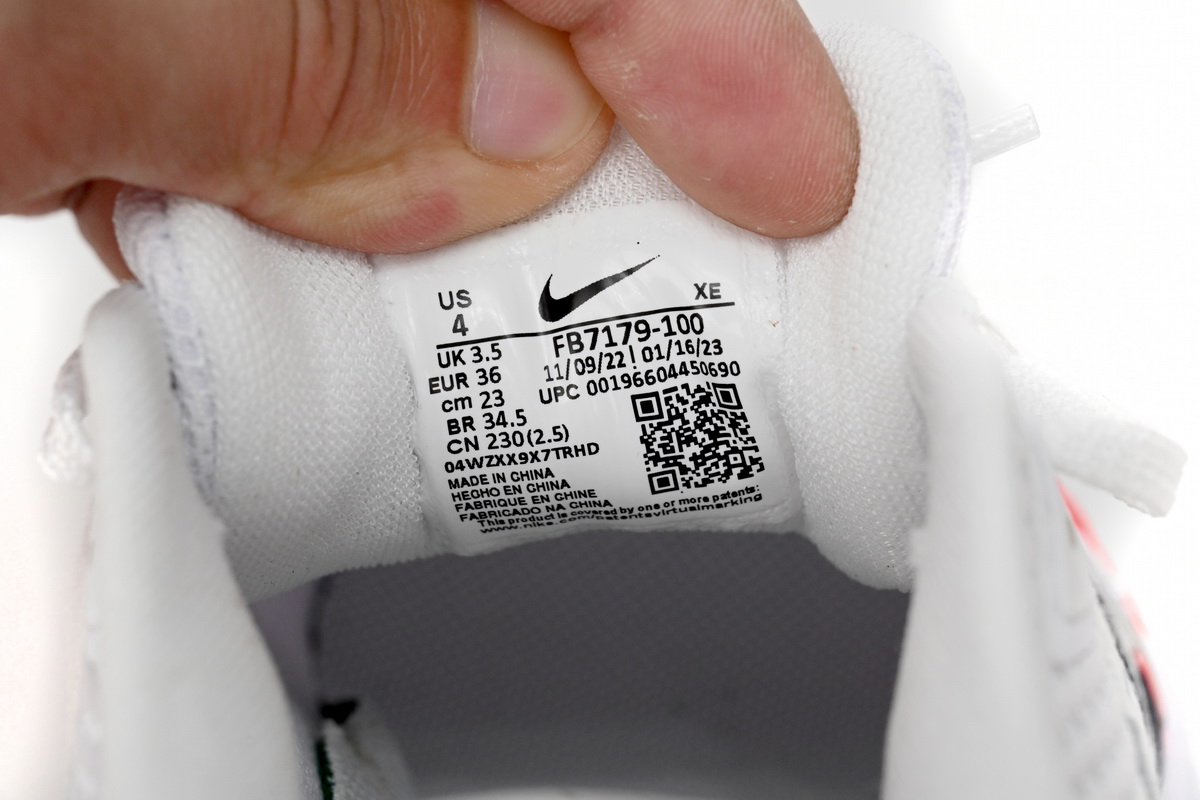 Nike Pegasus 40 Premum White Multi-Color  FB7179-100
