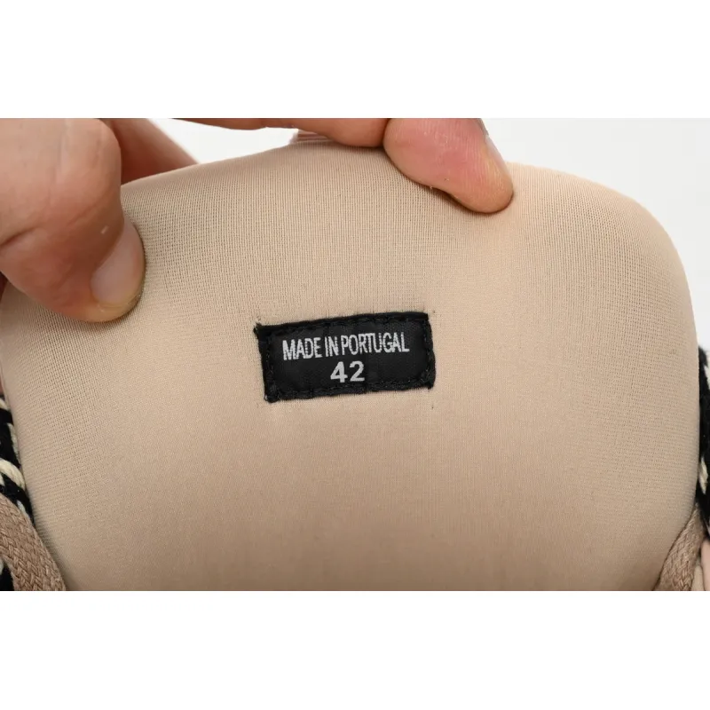 Lanvin Leather Curb Curb Pink FM-SKRK11-DRAG-A2051