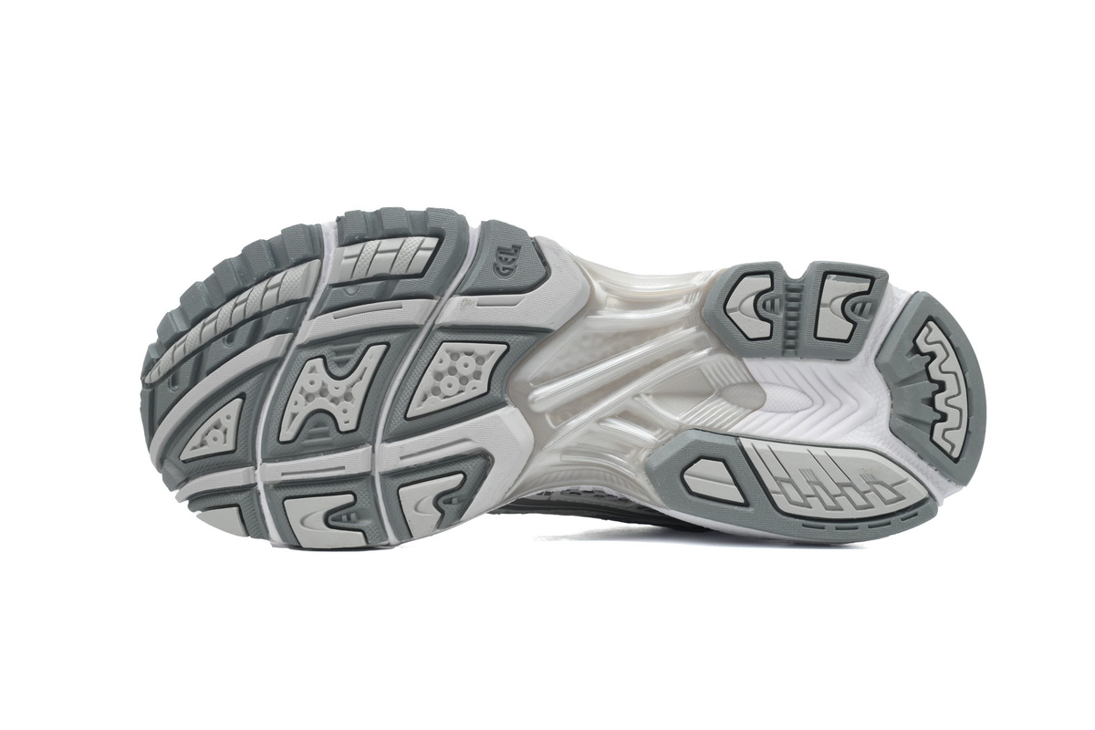As*ic*s gel-kayano 14 cloud grey (women