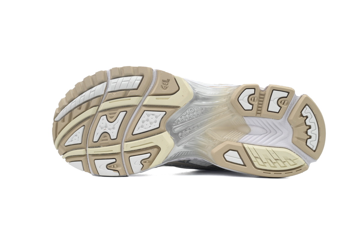 As*ic*s gel-kayano 14 white simply taupe (women