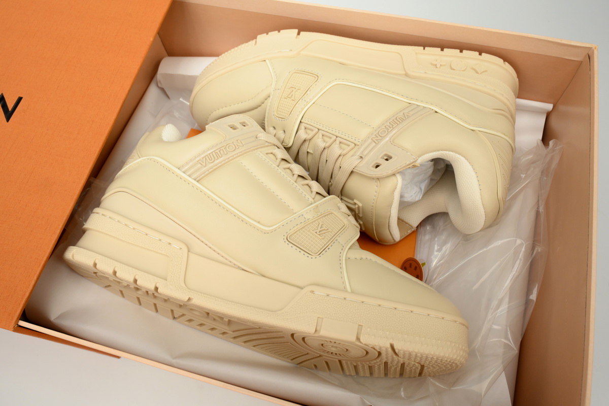  Louis Vuitton Trainer Beige 