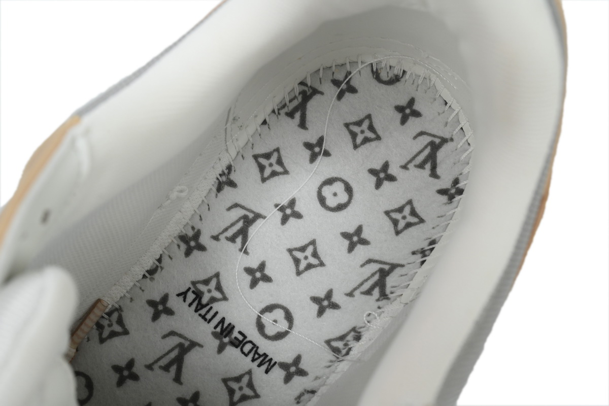 Louis Vuitton Trainer Sliver 