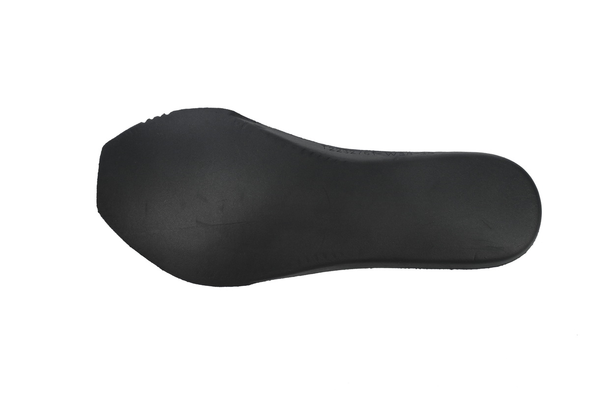 Balenciaga Circuit Sneaker 'Worn-Out - Black'3  793944 WFLGY 1000