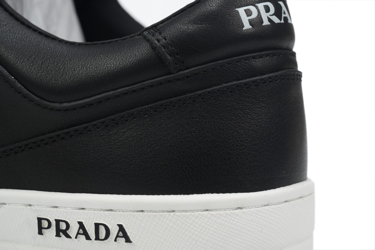 Pra*a downtown low top sneakers leather black black white 2ee364_3lj6_f0002