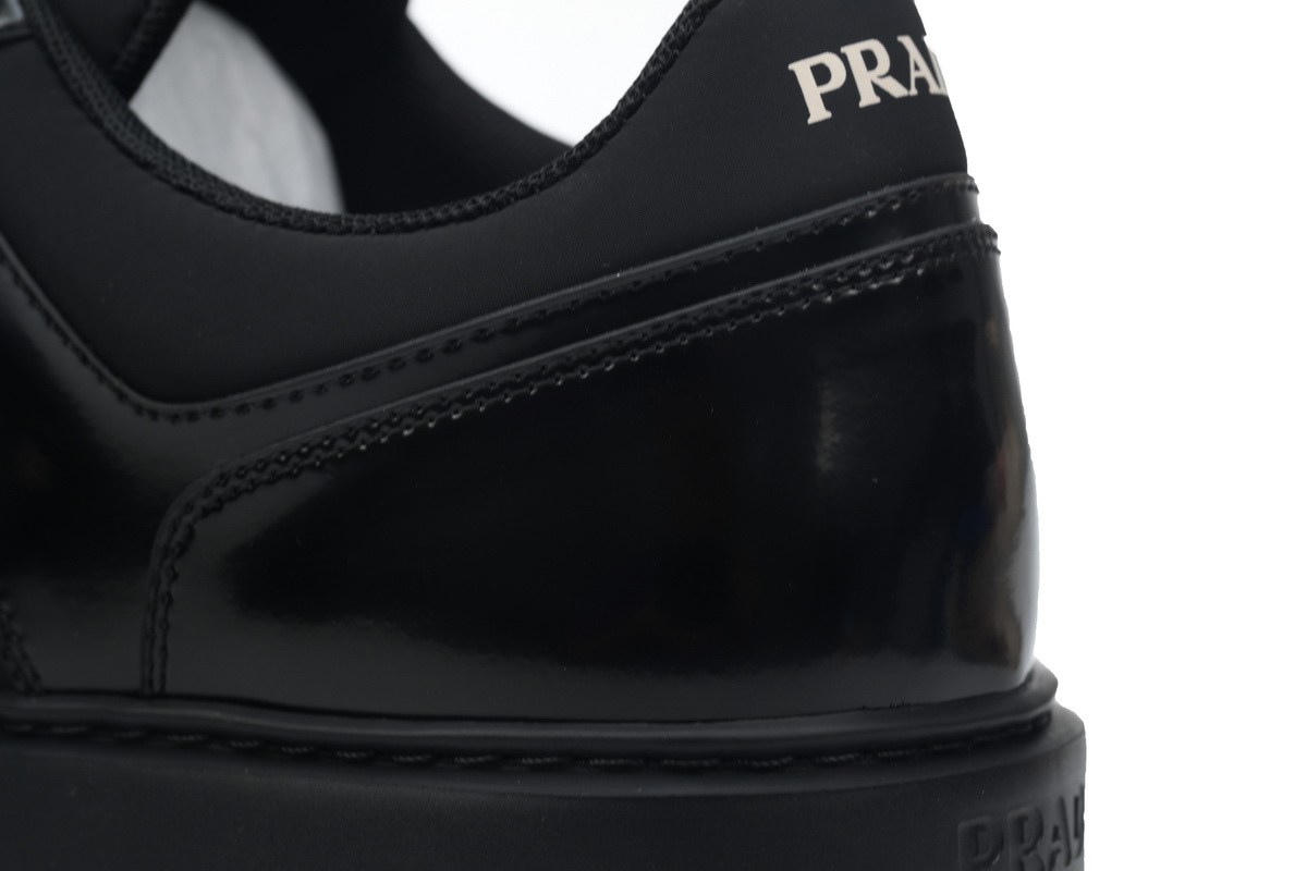 Pra*a sneakers black thick