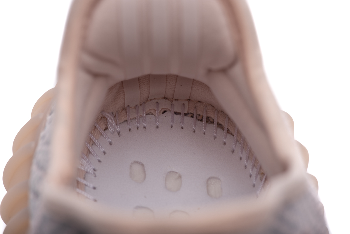 【$65 Free Shipping】Excellent Quality Adidas Yeezy Boost 350 V2 Synth (Non-Reflective) FV5578