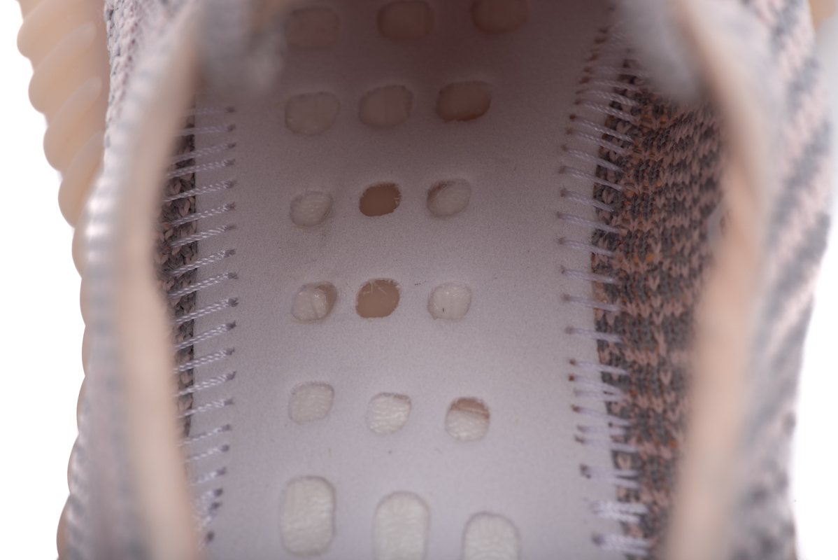 【$65 Free Shipping】Excellent Quality Adidas Yeezy Boost 350 V2 Synth (Non-Reflective) FV5578