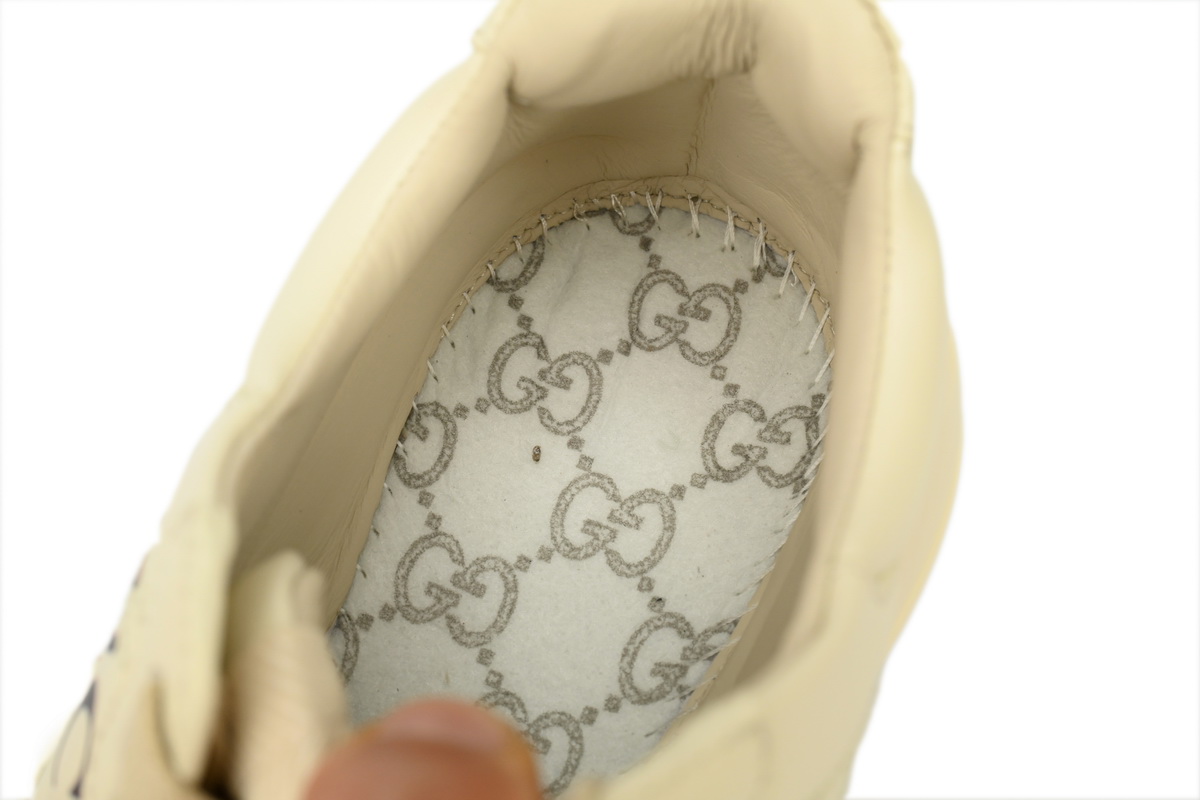  Bananya x Gucci Rhyton