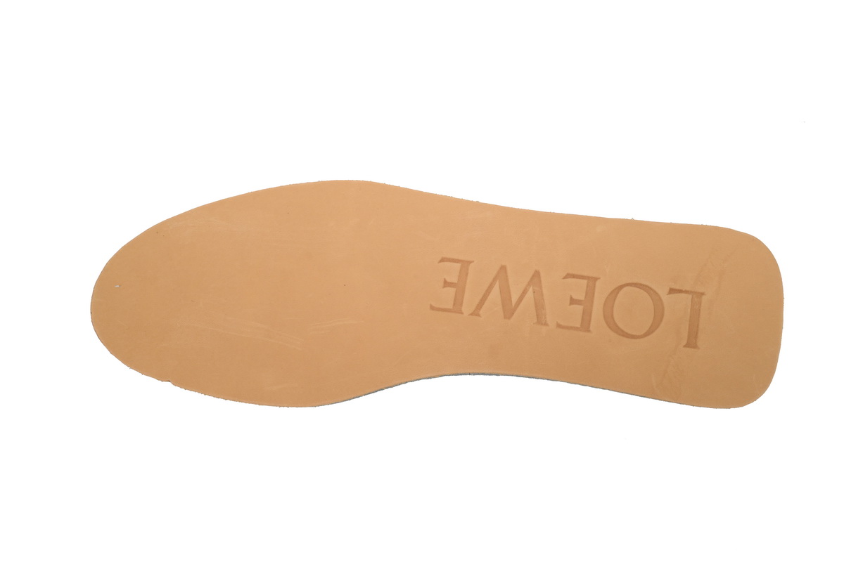  LOEWE Flow Runner Black and White