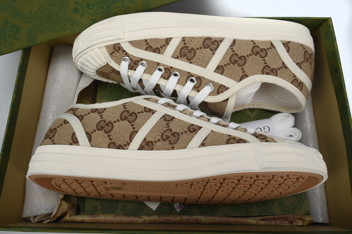 GUCCI Canvas Sneakers Shell Apricot