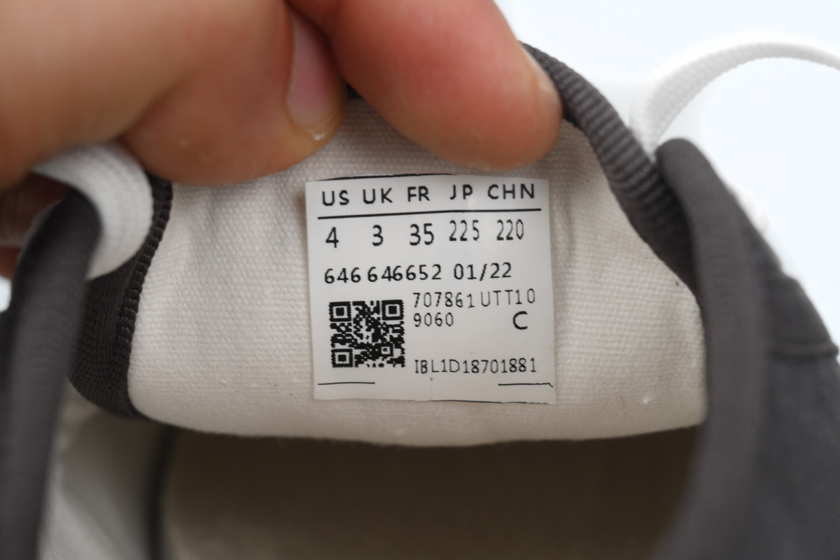 GUCCI Canvas Sneakers Shell Black