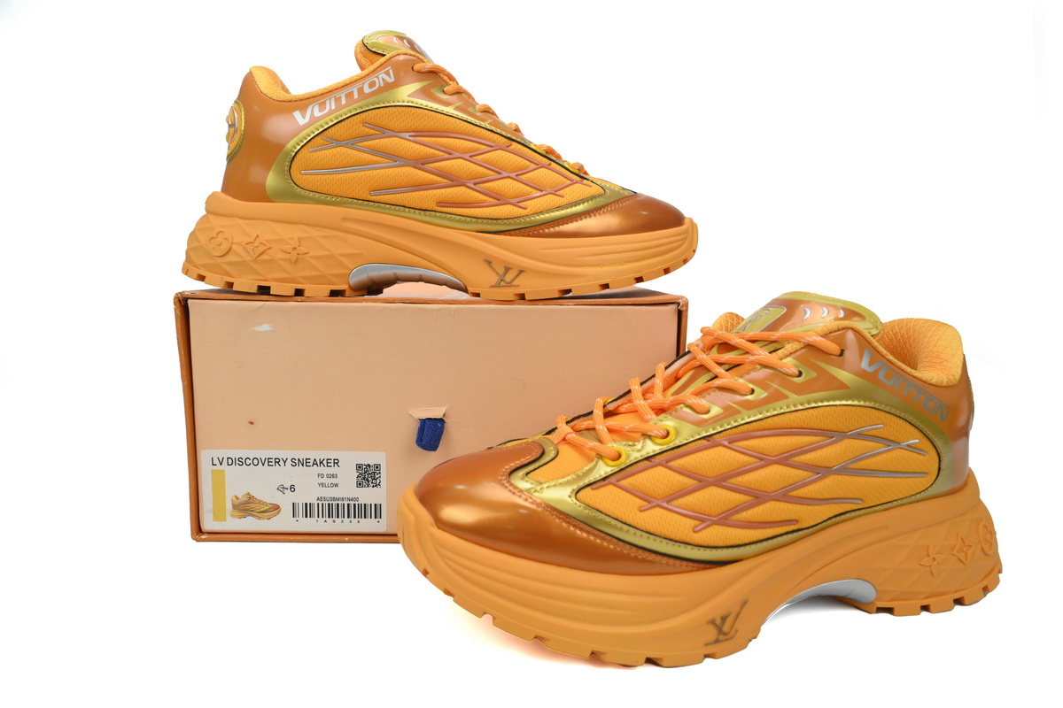 LOUIS VUITTON Discovery Lace Up Golden